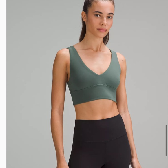 Lululemon Align™ V-Neck Bra
Light Support, C/D Cup - Picture 1 of 3